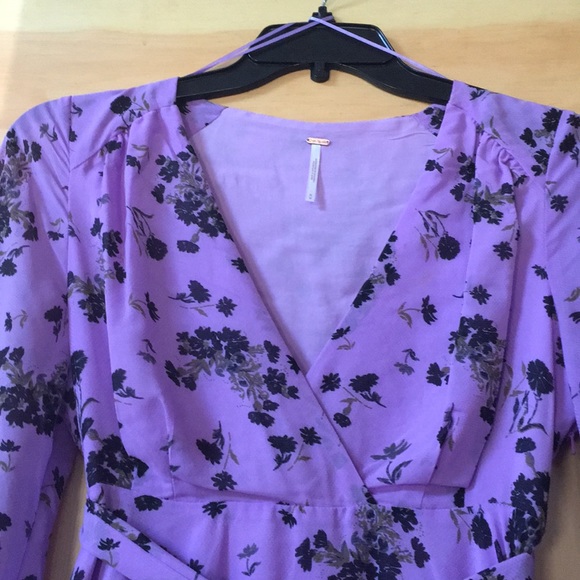 Free People dress with bell sleeves! - Picture 3 of 5